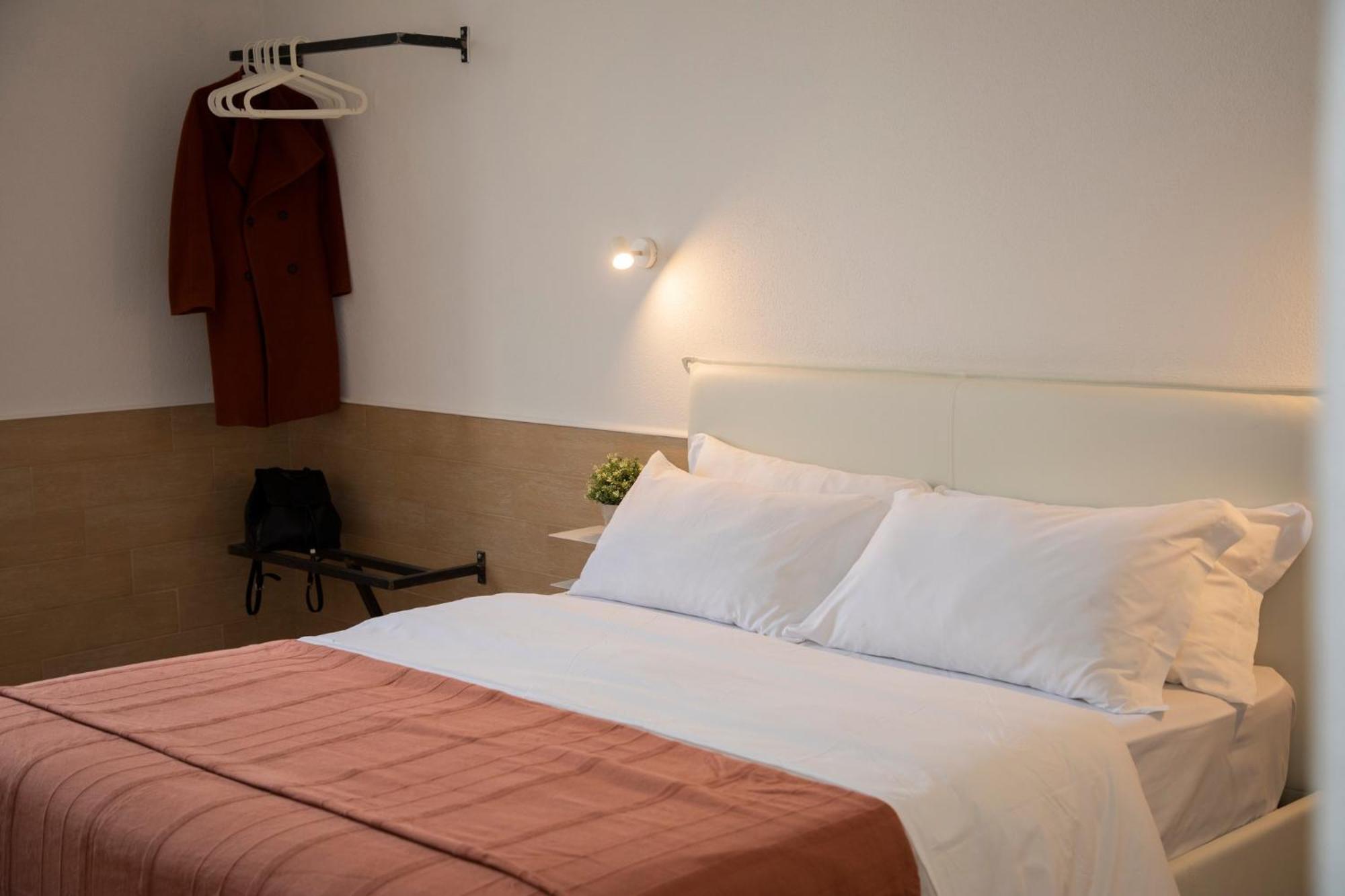 H22 Hotel Napoli Dış mekan fotoğraf