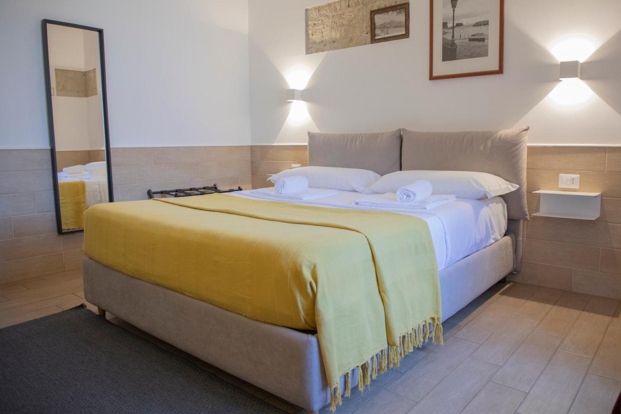H22 Hotel Napoli Dış mekan fotoğraf